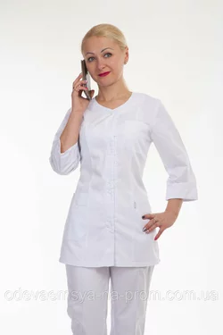 Комбинированный женский медицинский костюм на кнопках
