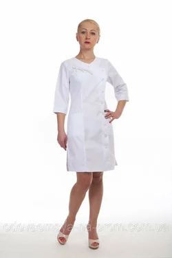 Модный женский медицинский халат