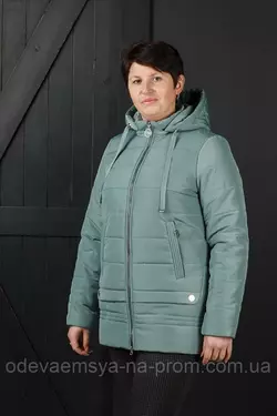 Весенняя женская куртка большого размера Мирта