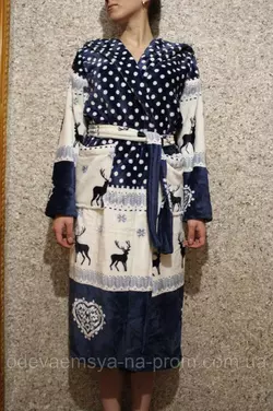 Махровый женский длинный халат с оленями