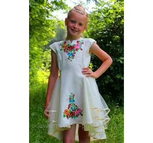 Шикарное платье для девочки вышитое на габардине  " украинские маки с колосками",