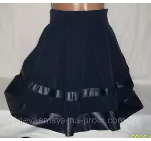 Шикарная юбка от производителя "Кожа" синяя